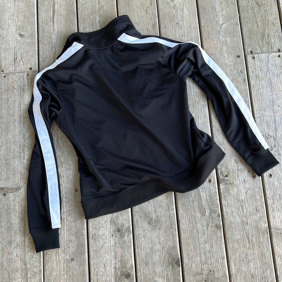 Nike full Zip jacket/sweatshirt perfect fall layering piece.  M - Picture 2 of 7